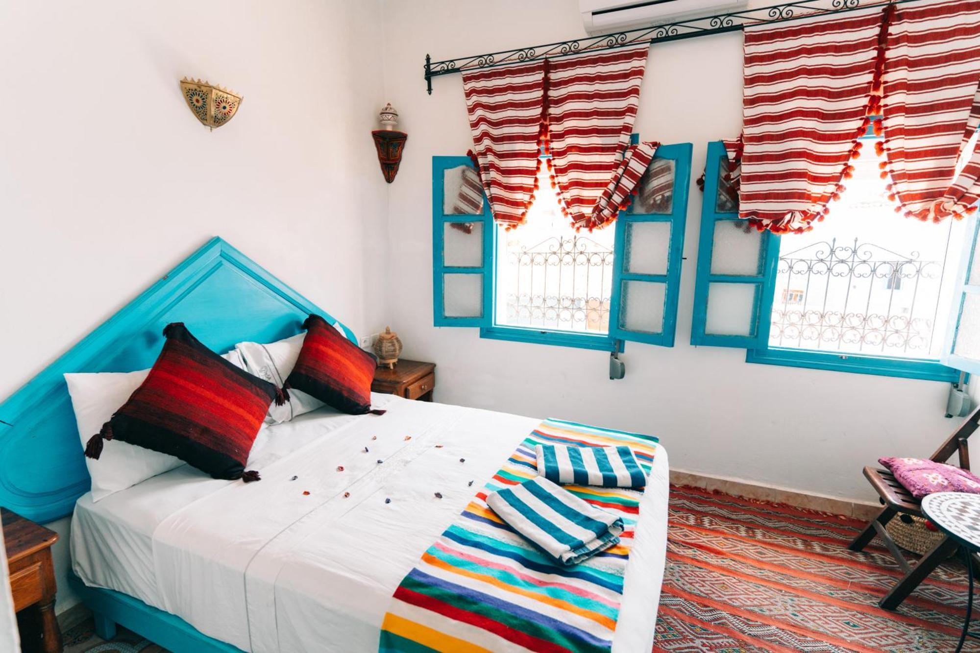 Hotel Sakura Chefchaouen Luaran gambar