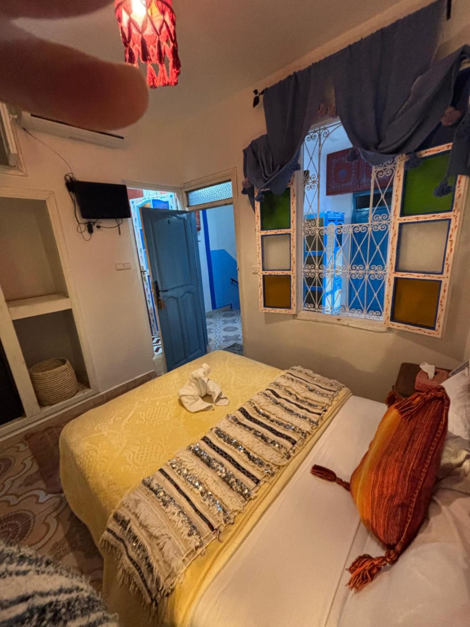 Hotel Sakura Chefchaouen Luaran gambar
